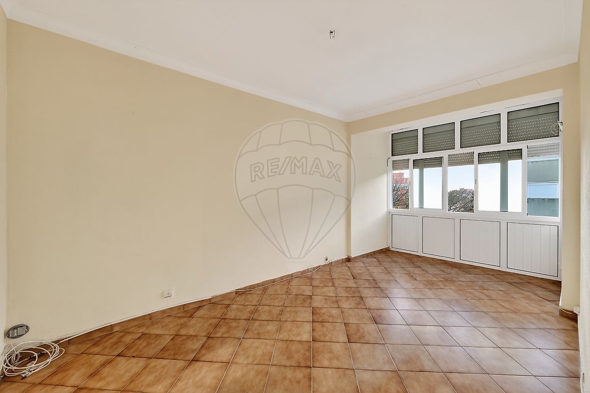 Apartamento T2 à venda em Almada