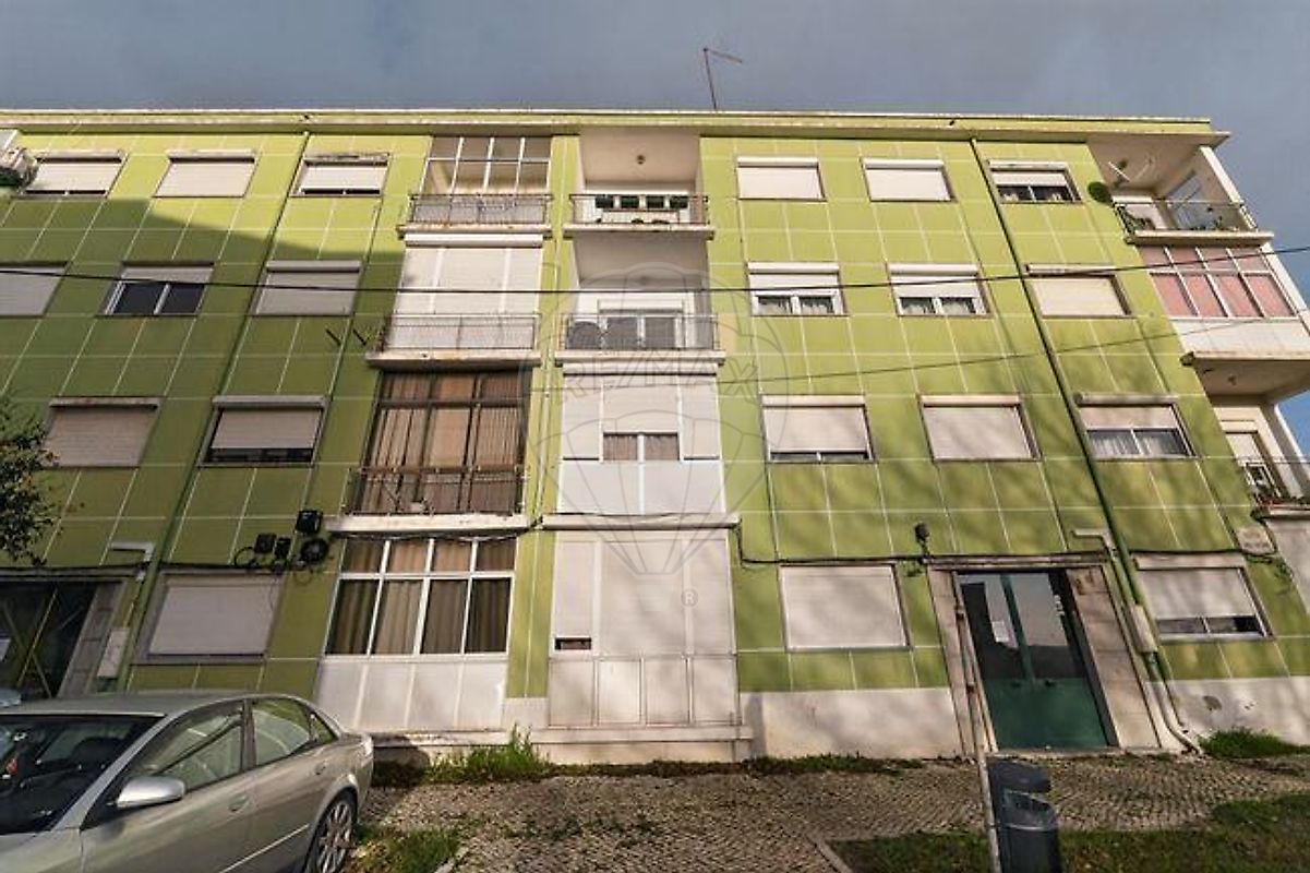 Apartamento T2 à venda em Almada