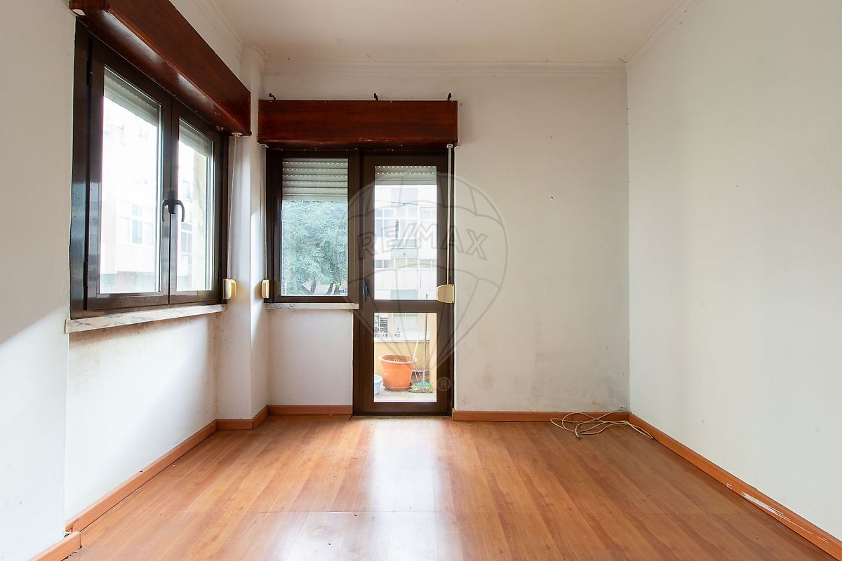 Apartamento T3 à venda em Sintra